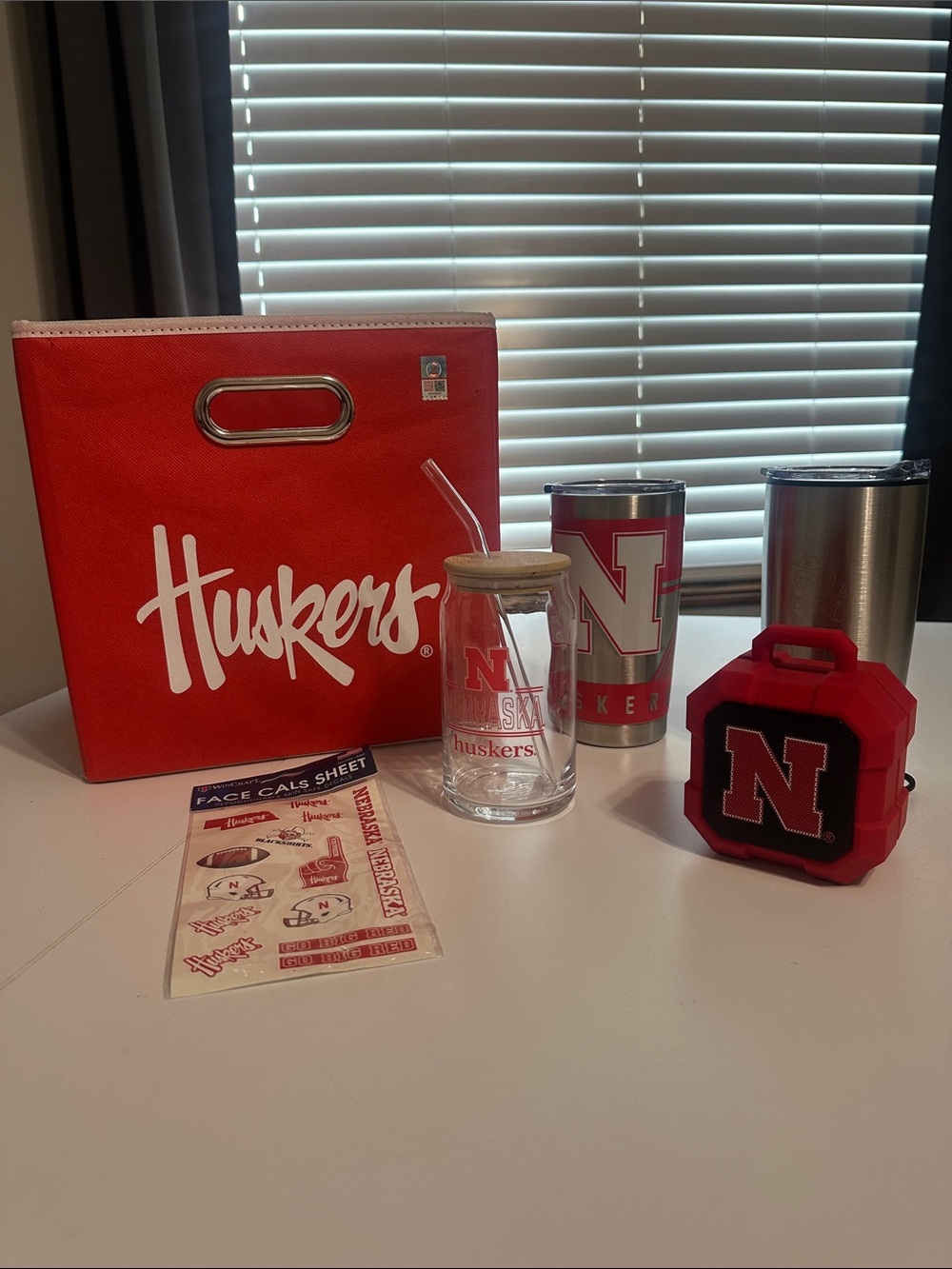 Nebraska Drinkware Tote face decals & Speaker set